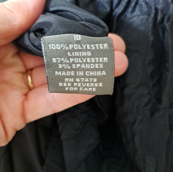 Stunning Taylor little black dress - Picture 4 of 6